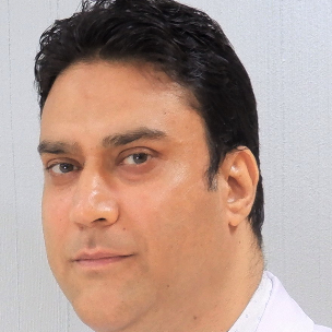 Dr. M Umar Majid 